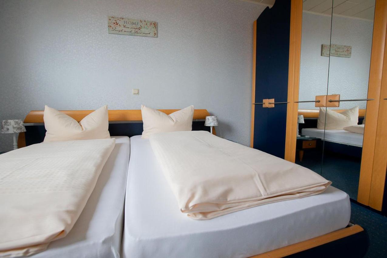 Hotel Dolgesheim Dış mekan fotoğraf