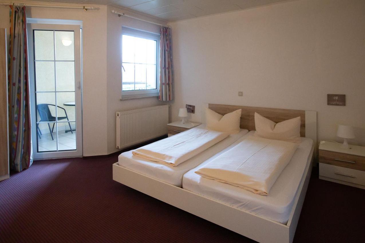 Hotel Dolgesheim Dış mekan fotoğraf